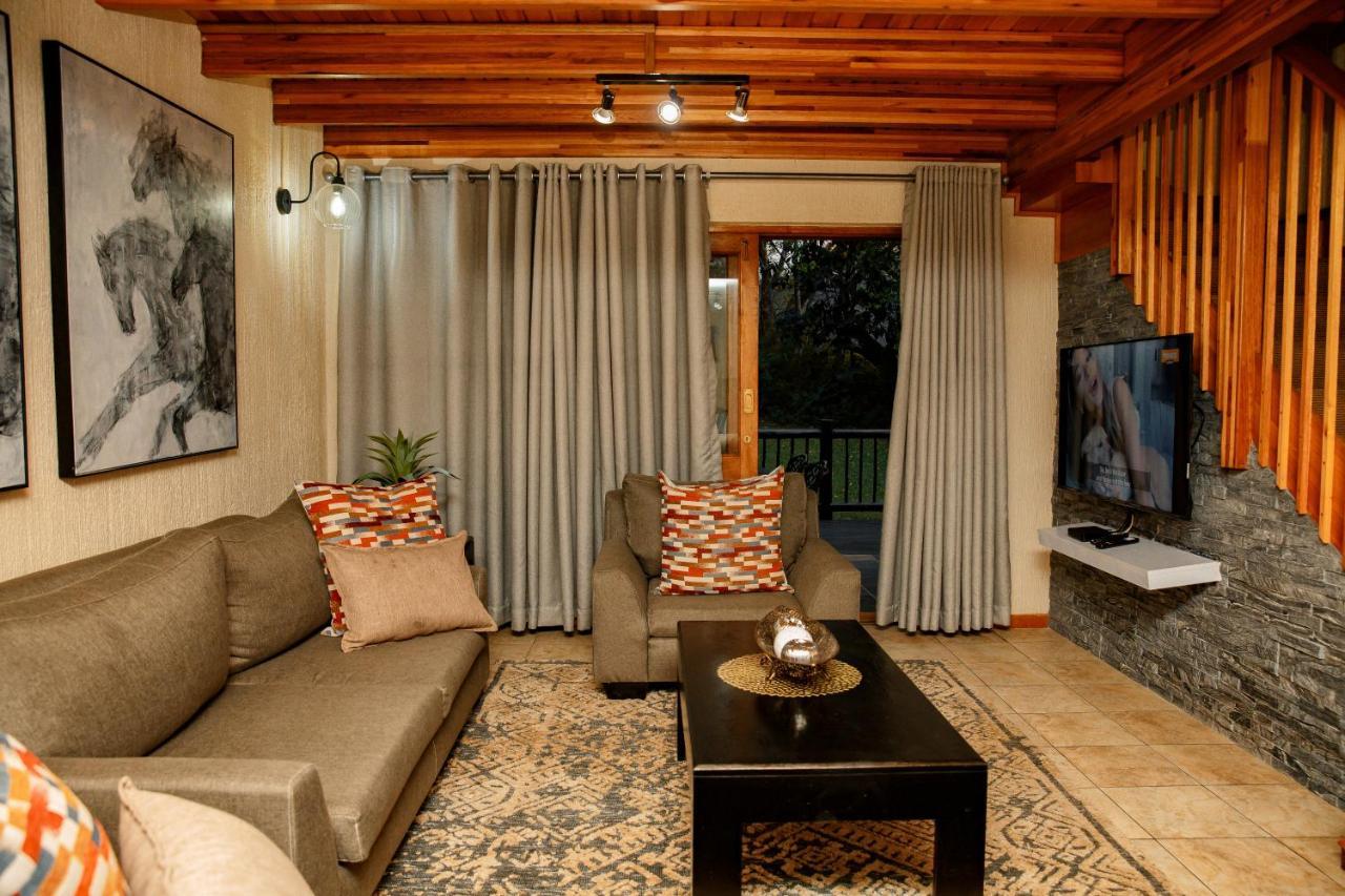 Inyamatane Luxury Lodge Хейзивью Экстерьер фото